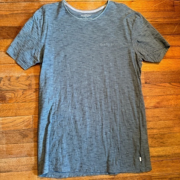 Quiksilver modern fit t shirt - Picture 1 of 2